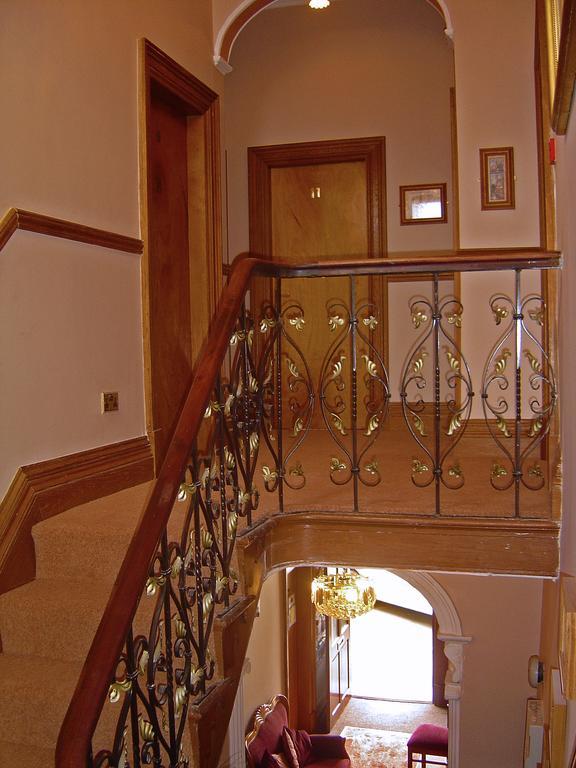 Verdon Guest House Stoke-on-Trent Экстерьер фото